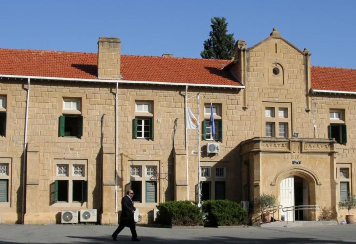 Συνεχίζεται η δίκη της Ελληνικής Δημοκρατίας για το οικόπεδο στην Κύπρο