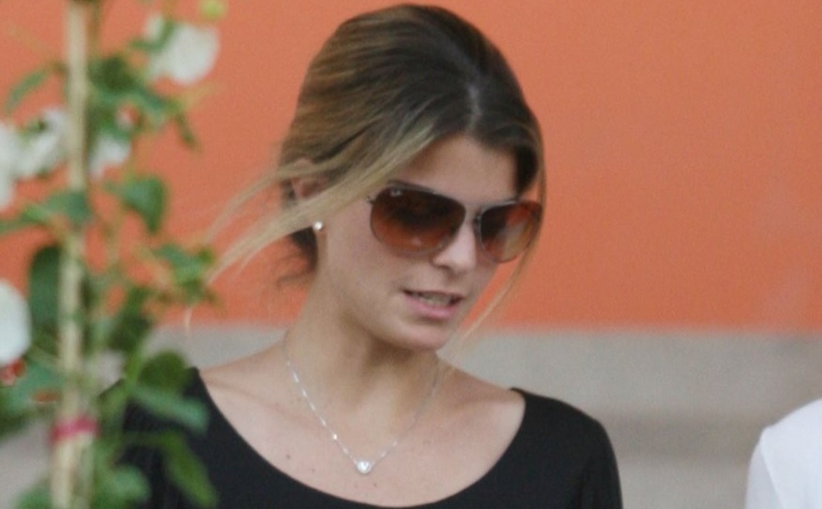 “Διακόπτω για πάντα τη σχέση μου με την Αθηνά Ωνάση”!