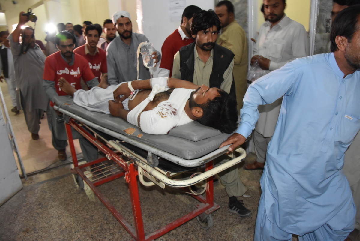Θρήνος στο Πακιστάν – 16 νεκροί από κατάρρευση ανθρακωρυχείου [pics]