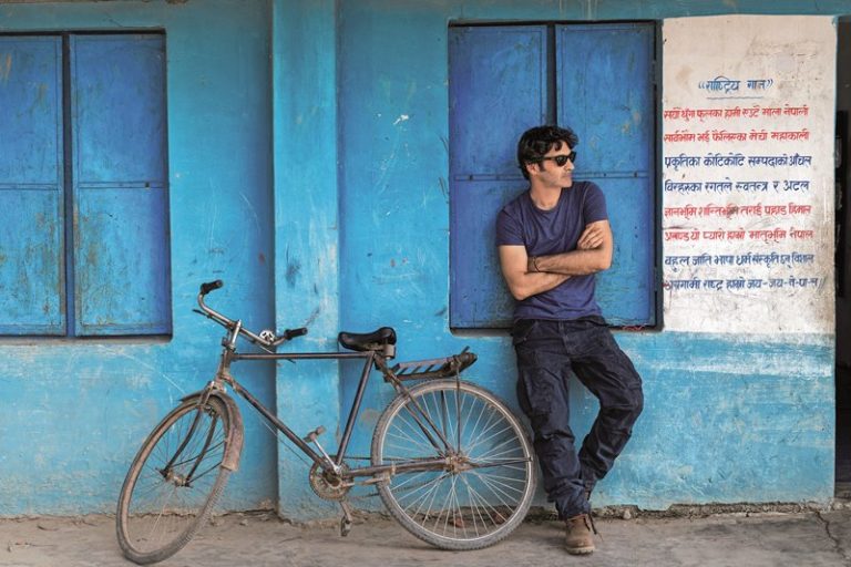 Γιατί ο Χριστόφορος Παπακαλιάτης δεν επέστρεψε στους Δέκα Μικρούς Μήτσους; Ποια είναι η αλήθεια;