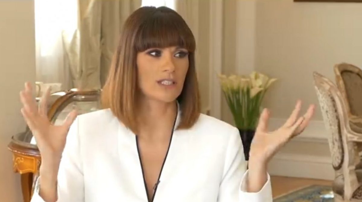 Άννα Μαρία Παπαχαραλάμπους: Η ατάκα για το κασέ της στους «Ψίθυρους καρδιάς»