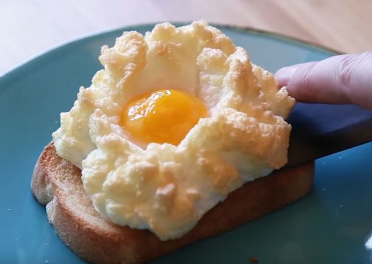 Τα “σύννεφα αυγών” είναι η νέα μόδα στη μαγειρική