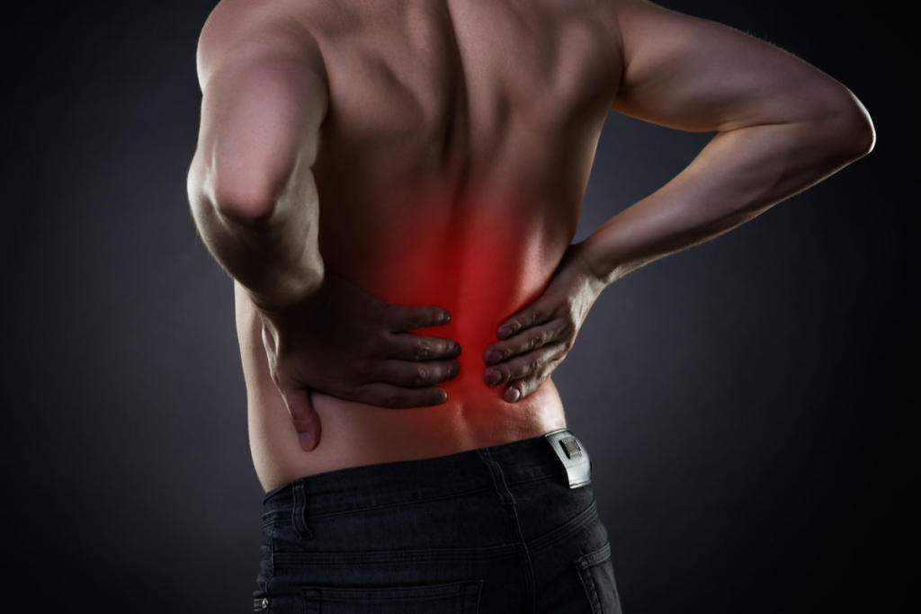 Ποιες κινήσεις θα σας ανακουφίσουν από τον πόνο χαμηλά στην πλάτη
