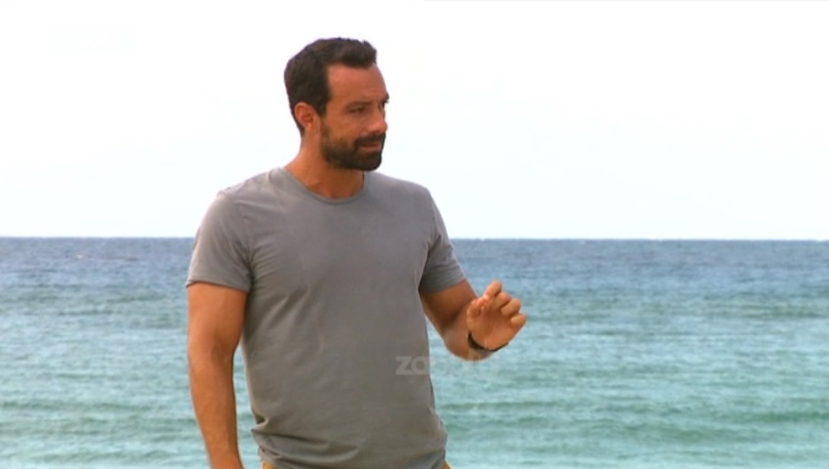 Survivor: Συγκινημένος ο Τανιμανίδης αιφνιδίασε τους Μαχητές με την ανακοίνωσή του!