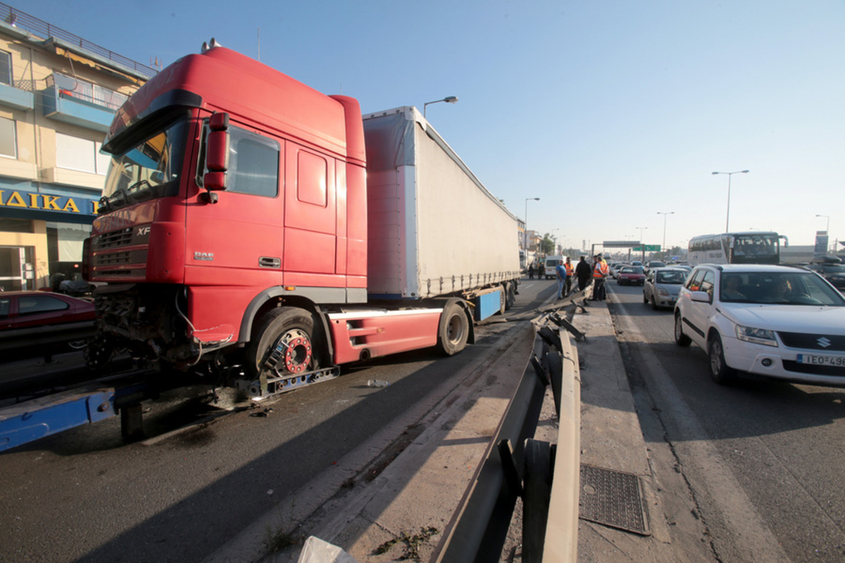 Τροχαίο στον Κηφισό: Προφυλακιστέος ο οδηγός της νταλίκας