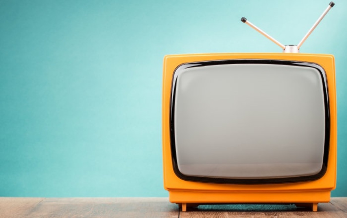 «Παίρνω 4.000 ευρώ τον χρόνο από τις επαναλήψεις»