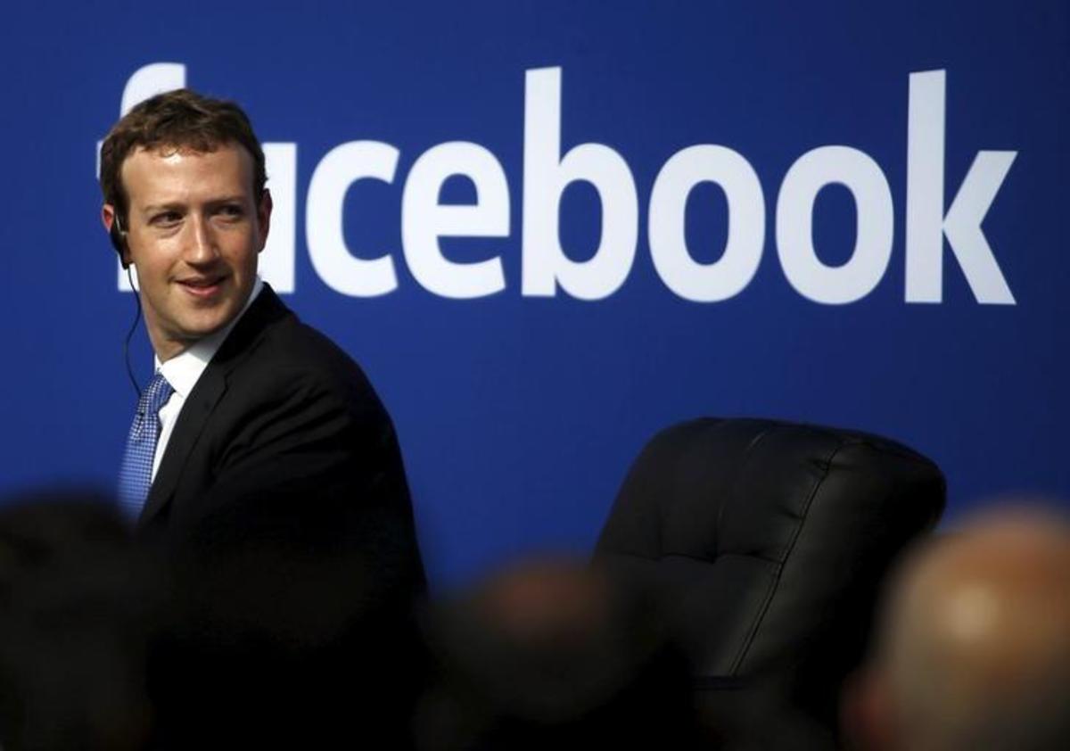 Σκάνδαλο Facebook: Ο Μαρκ Ζάκερμπεργκ δέχτηκε να μιλήσει σε εκπροσώπους του Ευρωπαϊκού Κοινοβουλίου