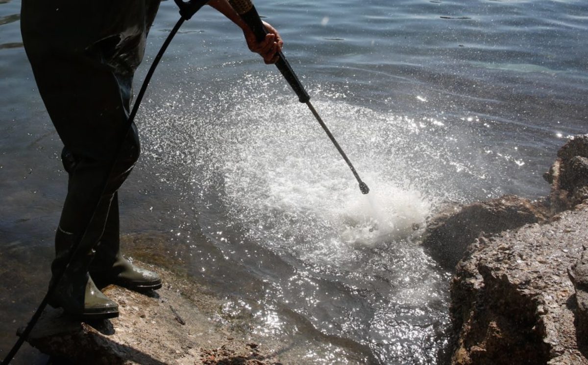 Τουριστικό πλοίο με 200 επιβάτες προκάλεσε θαλάσσια ρύπανση στη Ρόδο