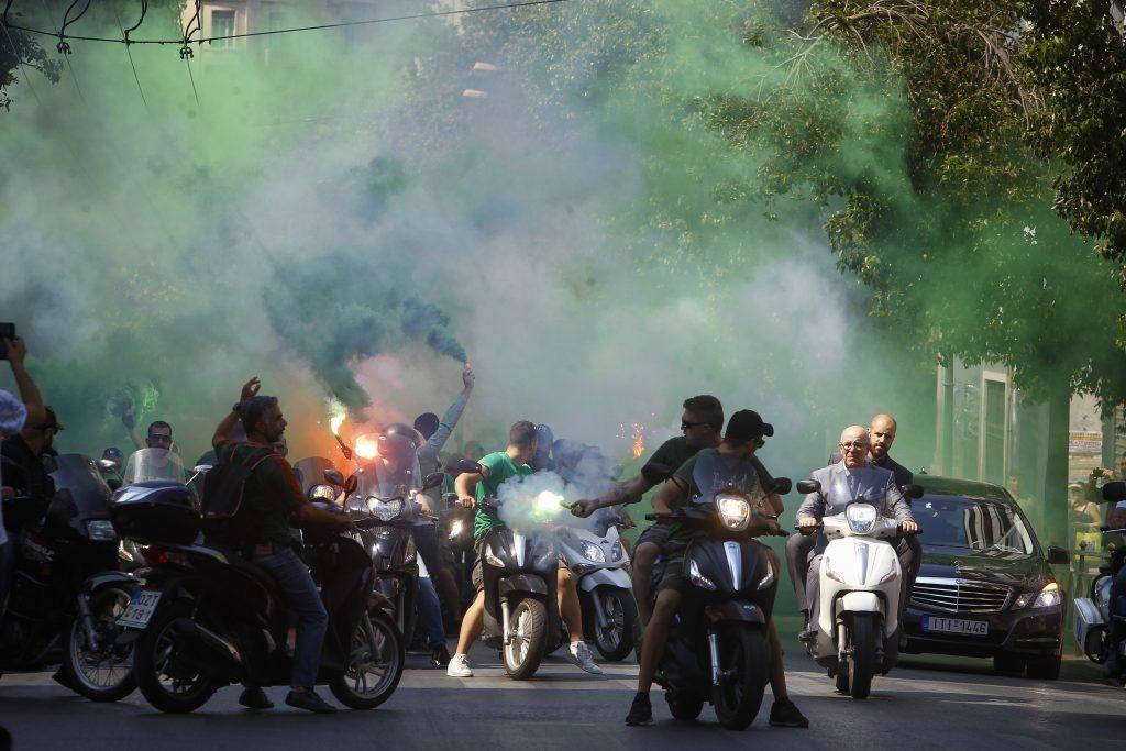 Παύλος Γιαννακόπουλος: “Πρασίνισε” η Αθήνα! Εκατοντάδες μηχανές ακολούθησαν τη σορό του [pics]