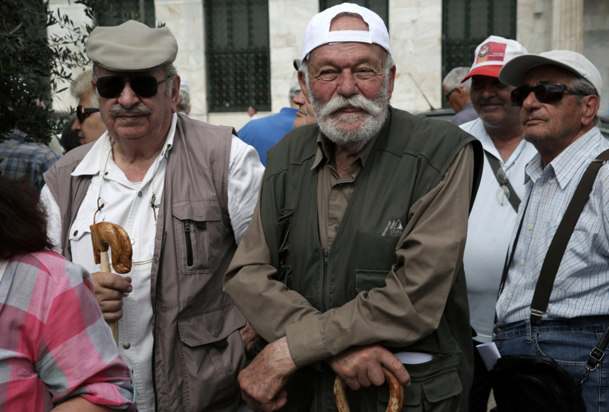 Επικουρικές συντάξεις: Τον Αύγουστο η καταβολή αναδρομικών σε 198.000 δικαιούχους – Τι θα συμβεί από την 1η Ιανουαρίου 2019