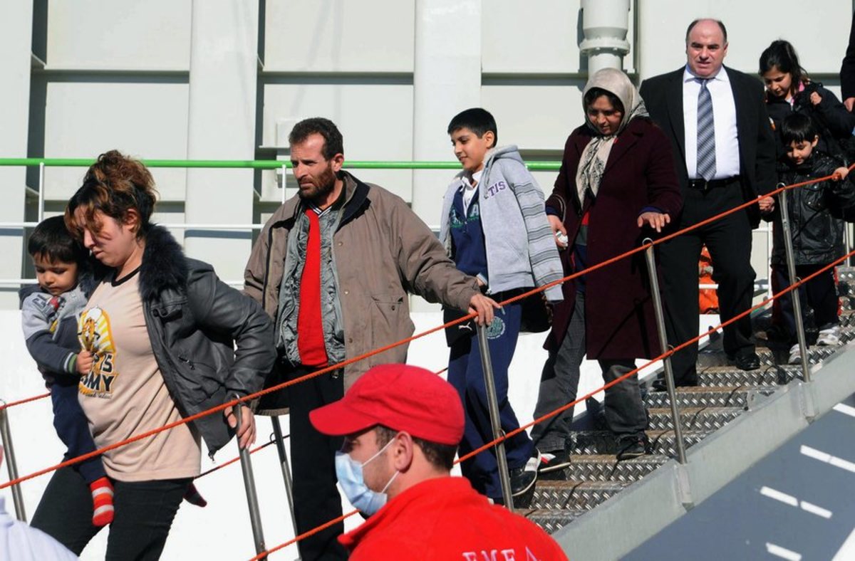 Ιταλία: Έφτασαν με γερμανικό πλοίο 232 πρόσφυγες και μετανάστες
