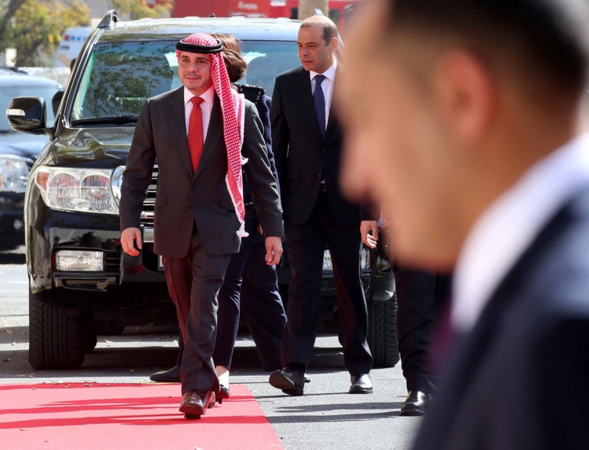 Ιορδανία:  Διαδηλώνουν κατά του ΔΝΤ – “Ο Αλλάχ να μας φυλάει” είπε ο  βασιλιάς Αμπντάλα για την κρίση