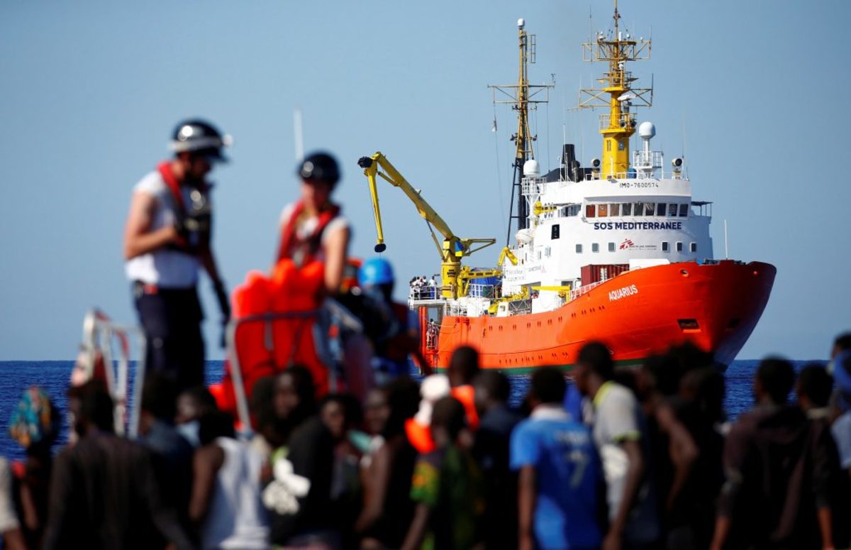 “Εμετική” χαρακτηρίζει το κόμμα του Μακρόν τη στάση της Ιταλίας στο μεταναστευτικό