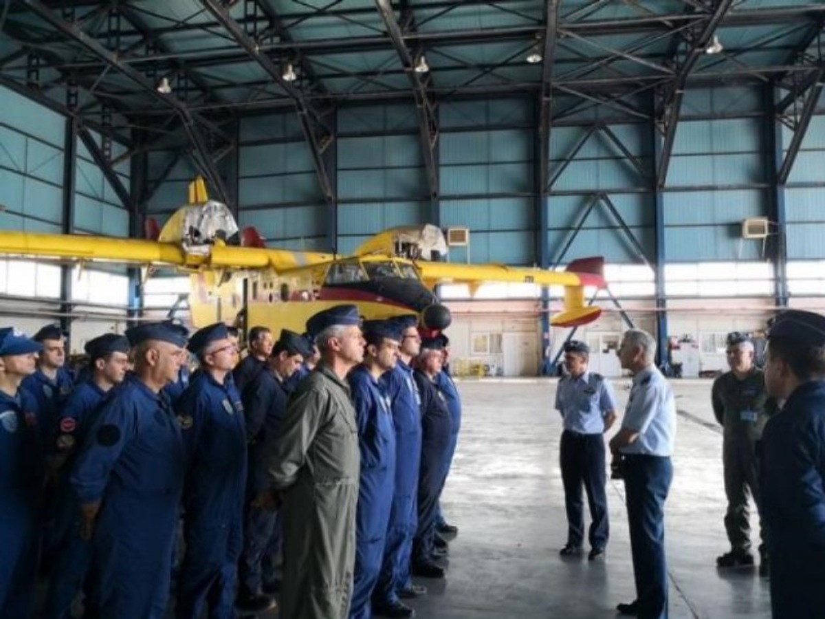 Στην 113 Πτέρυγα Μάχης ο Αρχηγός Αεροπορίας ενόψει της αντιπυρικής περιόδου