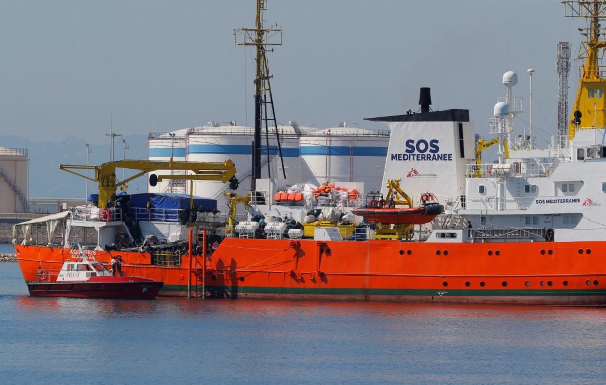 Βάζει πλώρη ξανά για την κεντρική Μεσόγειο το Aquarius ώστε να περισυλλέξει μετανάστες
