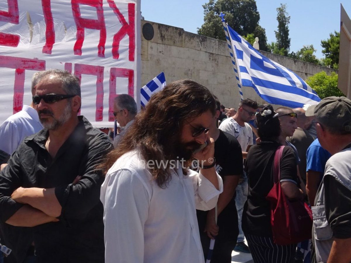 πραξικόπημα Χρυσή Αυγή βουλευτές Σύνταγμα