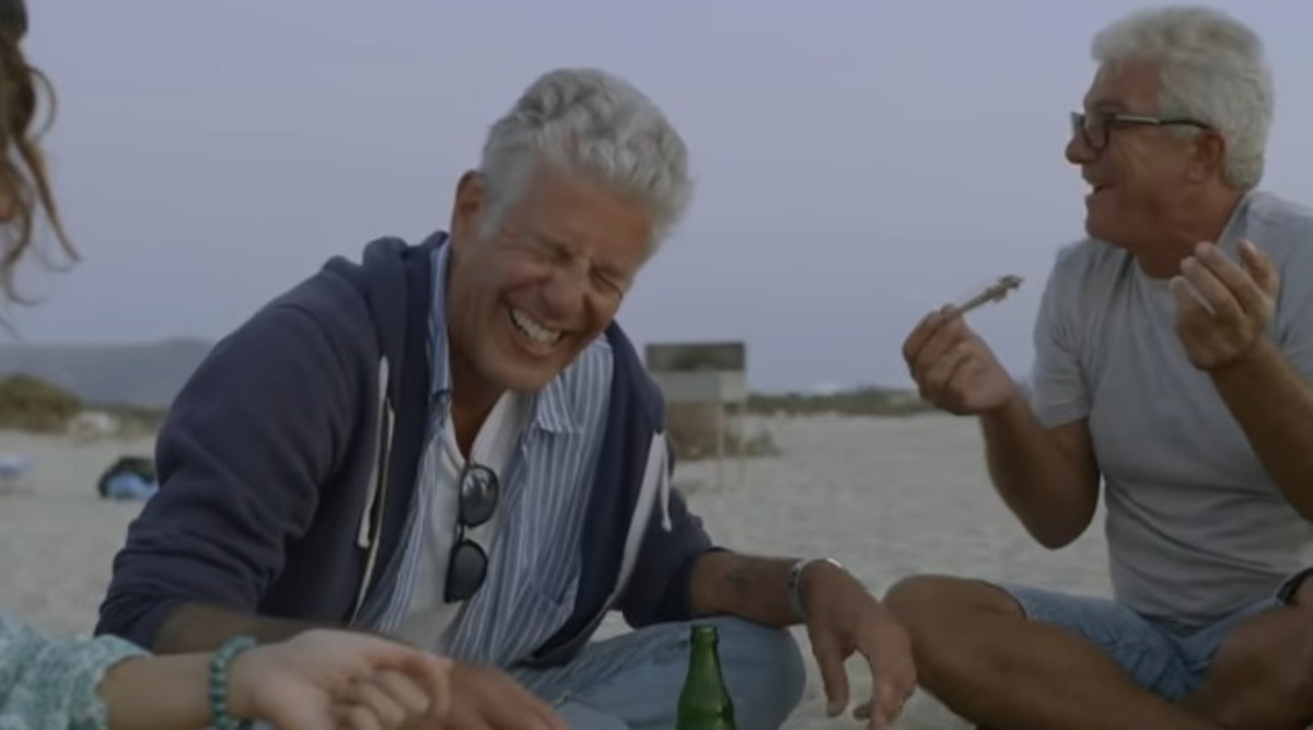 Όταν ο Anthony Bourdain έκανε εκπομπή από τη Νάξο [pics, vids]