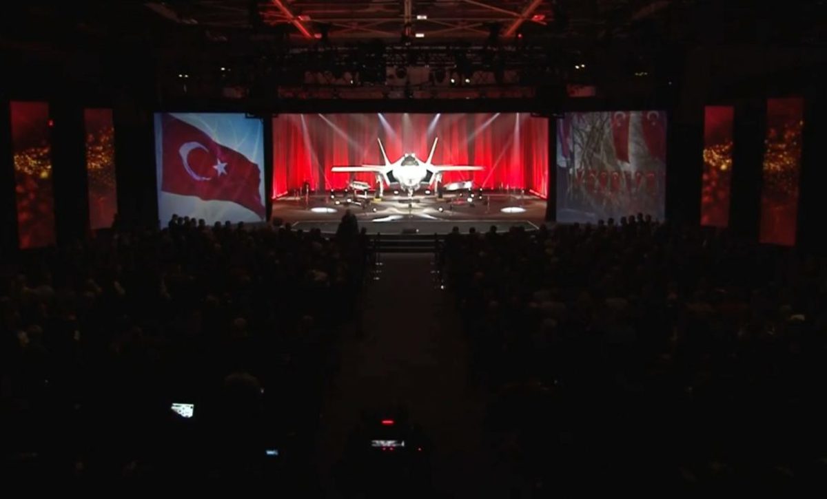 Πήρε τα πρώτα F-35 η Τουρκία! Εικόνα από την τελετή παραλαβής στο Fort Worth του Τέξας – BIΝΤΕΟ