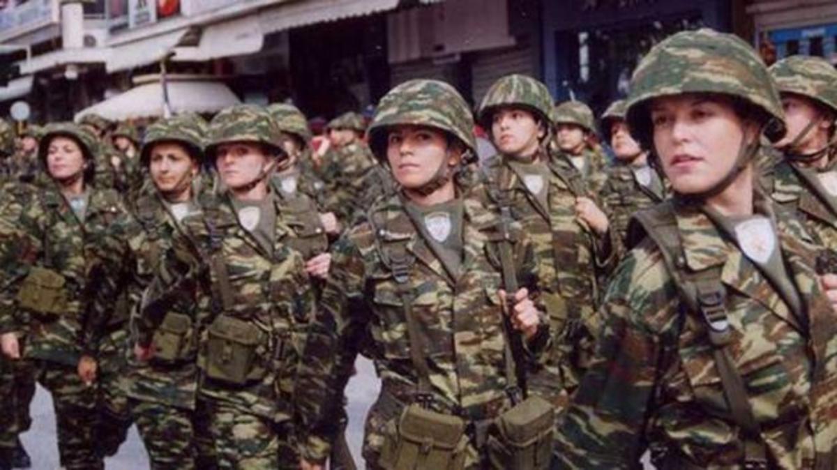Θηλάζουσες μαμάδες στρατιωτικοί:  Ποιά πρόταση έχει πέσει στο τραπέζι
