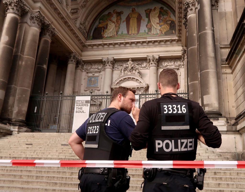 Πυροβολισμοί στον Καθεδρικό Ναό του Βερολίνου