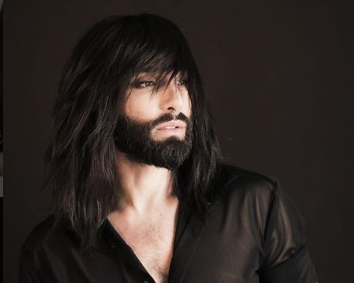 Αγνώριστη η Conchita της Εurovision! [pics]