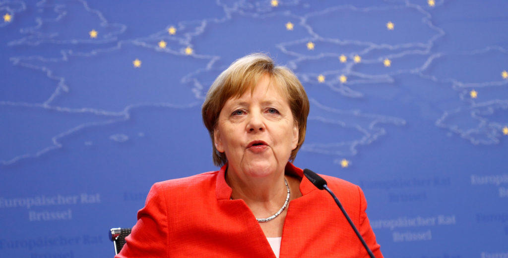Συμφωνία της Μέρκελ με 14 χώρες για την επανεισδοχή προσφύγων