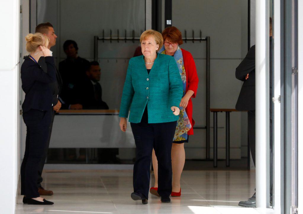 Reuters: Οι γερμανοί ετοιμάζουν μαξιλάρι ασφαλείας 15 δισ στην Ελλάδα για να μην βγει στις αγορές