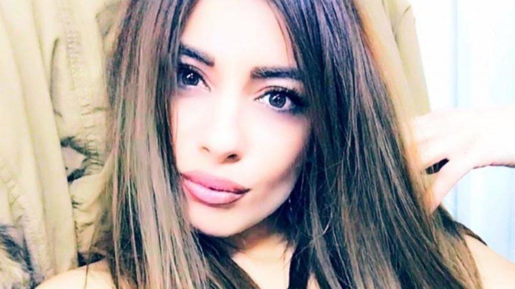 Η Μίνα Αρναούτη προστίθεται σε πάνελ ζωντανής εκπομπής