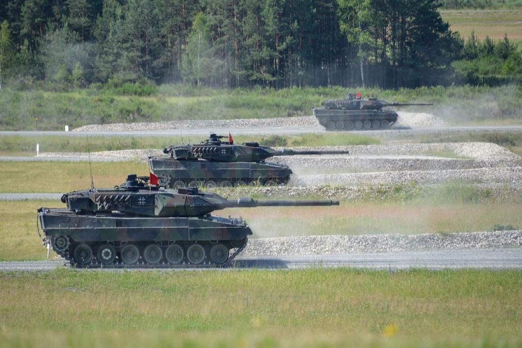 Ηχηρό μήνυμα του ΝΑΤΟ προς την Ρωσία μέσα από την μεγάλη αρματομαχία «Ισχυρή Ευρώπη 2018»! [pics,vids]