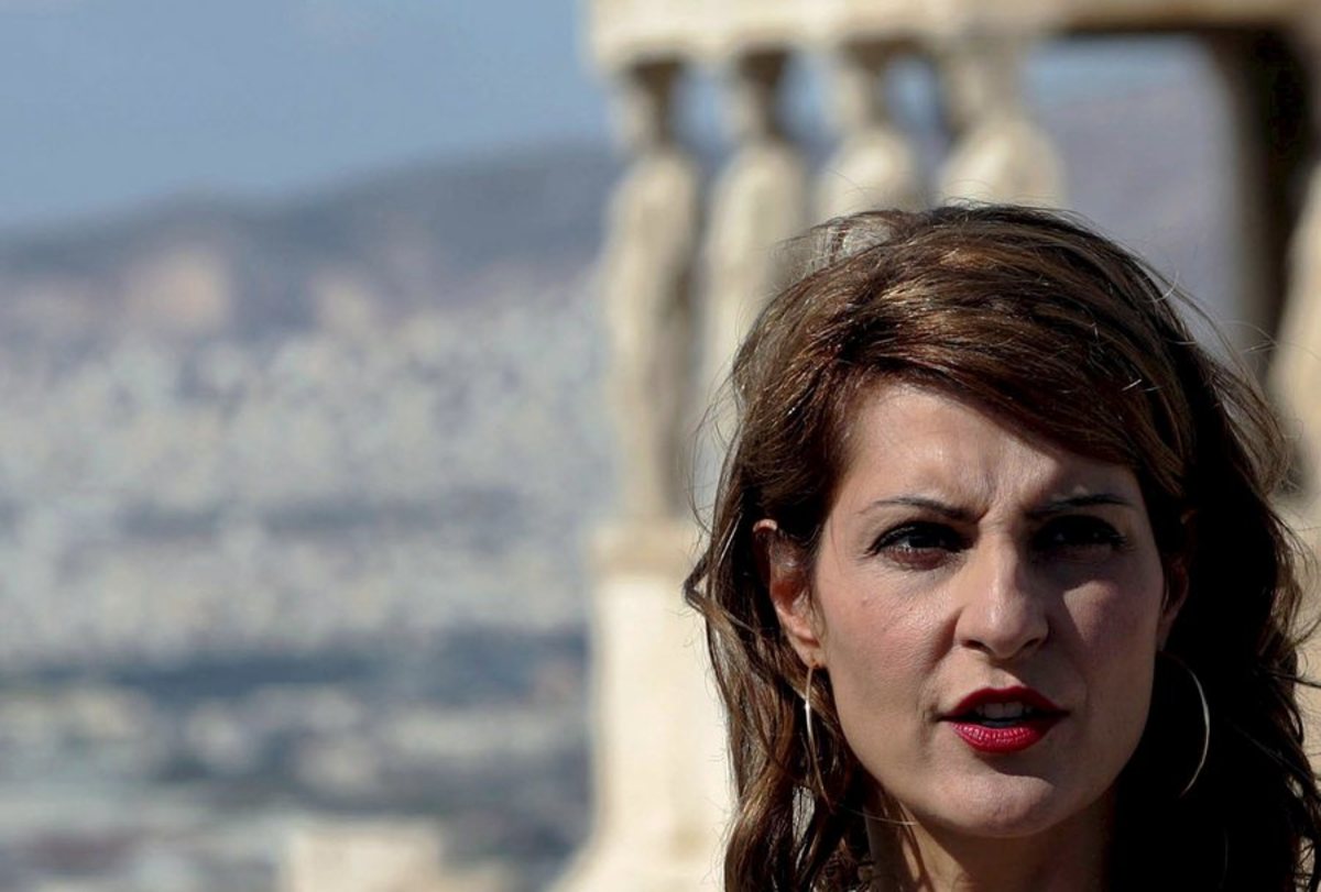 Nia Vardalos: Ανέβασε την συνταγή της μαμάς της για κουραμπιέδες!