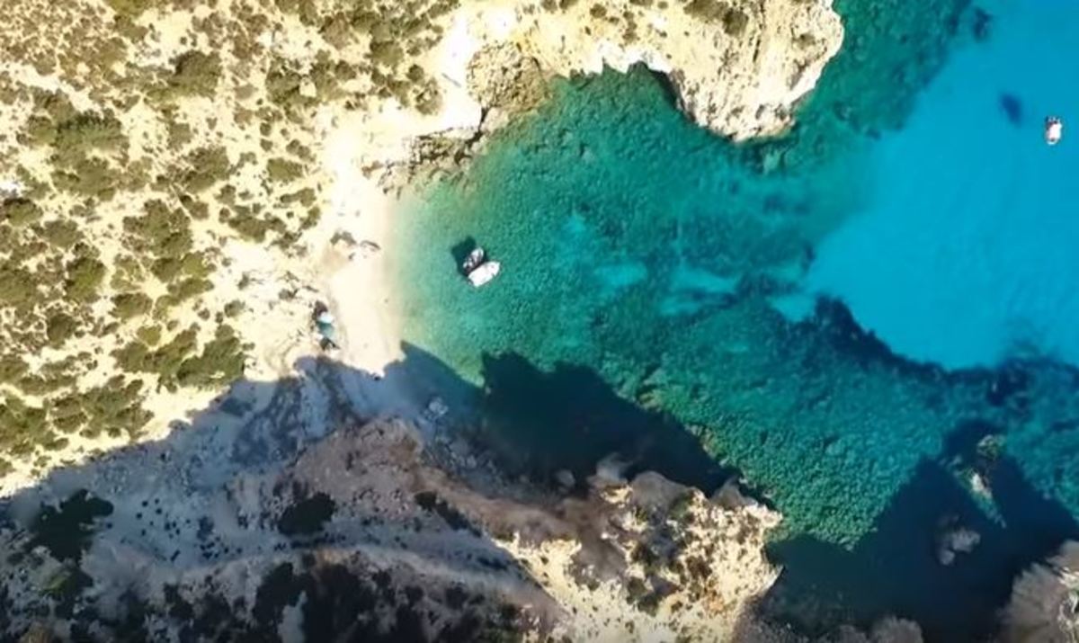 Ποιο ελληνικό νησί προτείνει η Telegraph για το Καλοκαίρι 2018