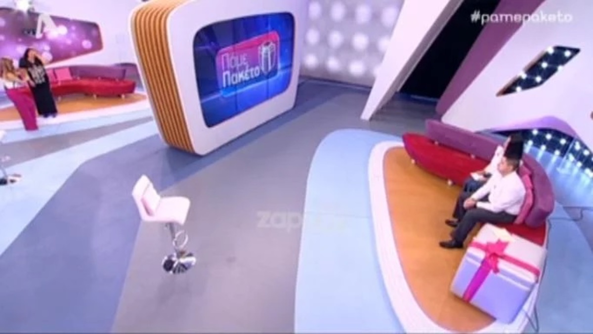 Λιποθύμησε στο πλατό του Πάμε Πακέτο! Ζητούσε βοήθεια η Βίκυ Χατζηβασιλείου! [vid]