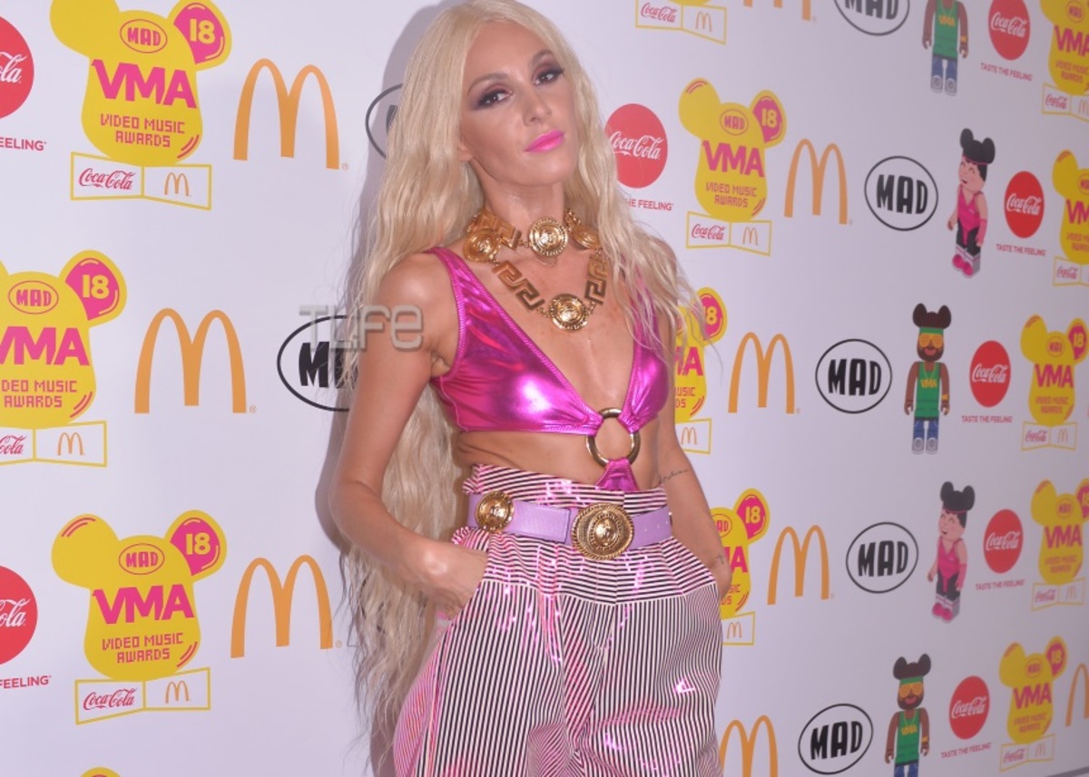 Τάμτα: Όλες οι εμφανίσεις της στα MAD VMA 2018 και η συνεργασία με τον Mikolas Josef [pics,vids]