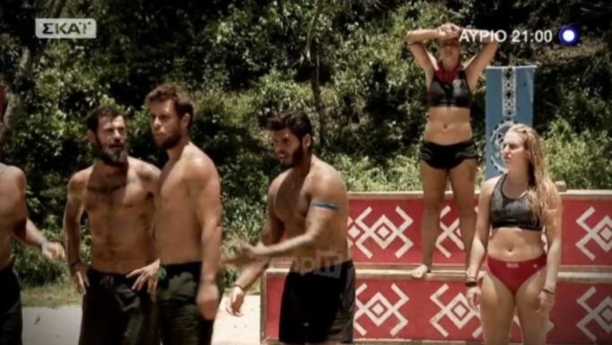 Μαλλιά κουβάρια στον αγώνα ασυλίας του Survivor! Ο Αγόρου, αρπάζει βίαια τον Μουρούτσο… [vid]