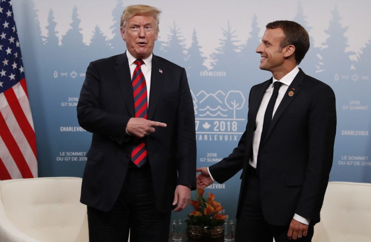 Τραμπ – Μακρόν: “Αγάπες” και αισιοδοξία ότι θα υπάρξει συμφωνία στην G7