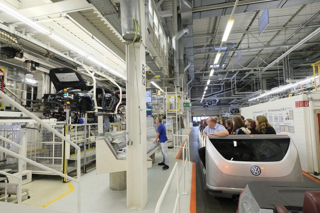 VW: O νέος κύκλος μέτρησης κατανάλωσης «σταματά» την παραγωγή στο Wolfsburg