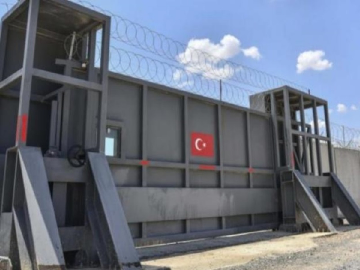 Ο Σουλτάνος ζήλεψε το τείχος του Τραμπ και έχτισε δικό του!