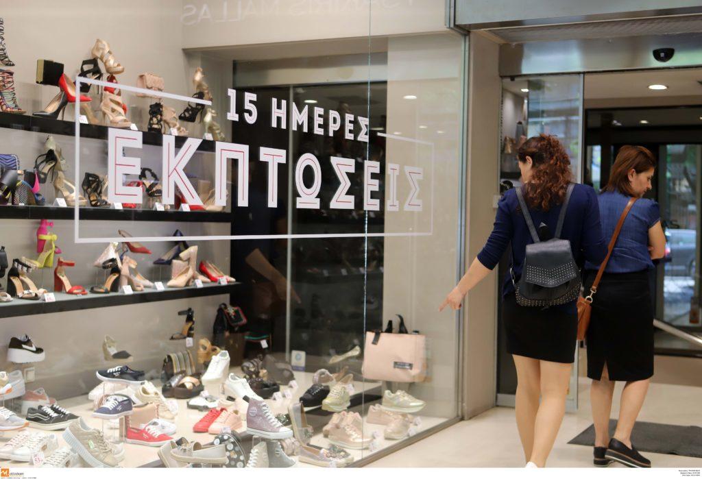 Θεσσαλονίκη: Αδιαφορία για τις καλοκαιρινές εκπτώσεις – Ανοιχτά αύριο τα καταστήματα στην πόλη!