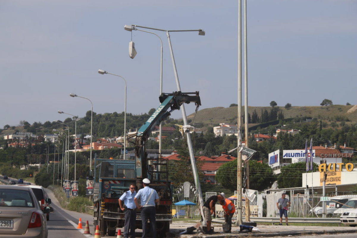 Συνεχίζονται τα προβλήματα στην ηλεκτροδότηση της ανατολικής Θεσσαλονίκης