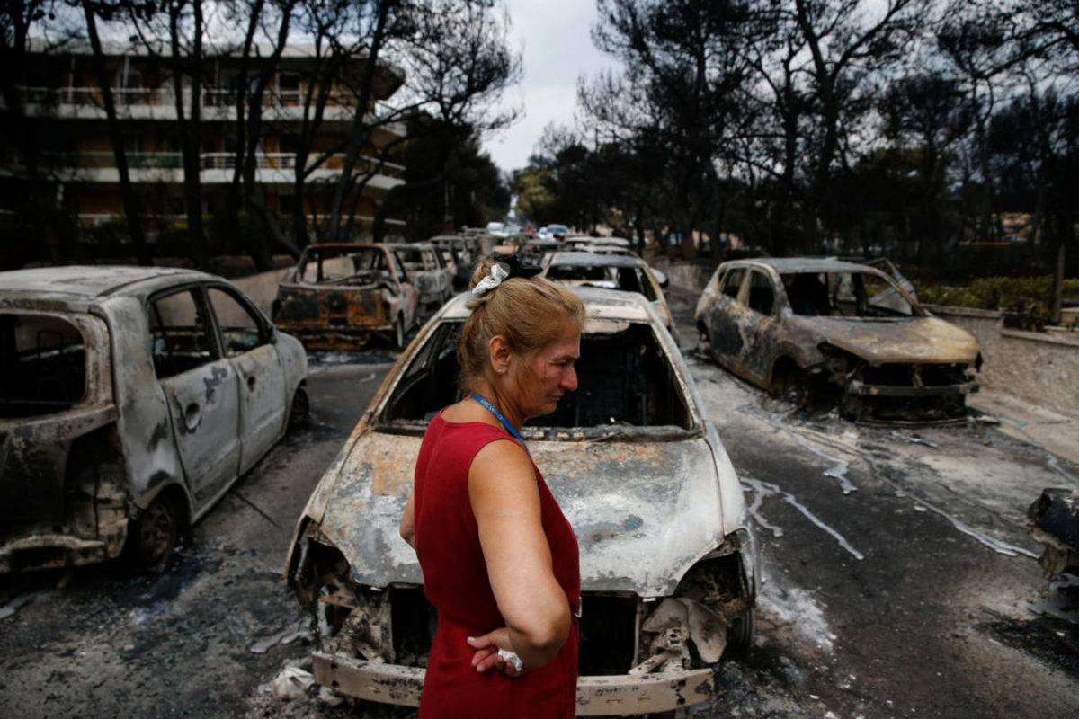 Κυβέρνηση – ΣΚΑΪ τσακώνονται με φόντο τα καμένα της Αττικής – video