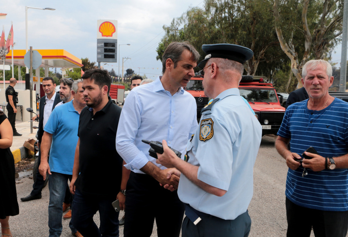 Κυριάκος Μητσοτάκης – Ραφήνα: Να δοθούν άμεσα αποζημιώσεις και βοήθημα στους πυρόπληκτους της Αττικής