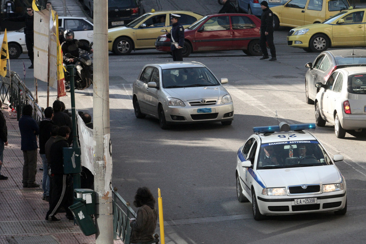 Ανθρωποκυνηγητό για τη σύλληψη επικίνδυνου κακοποιού στον Τυμφρηστό