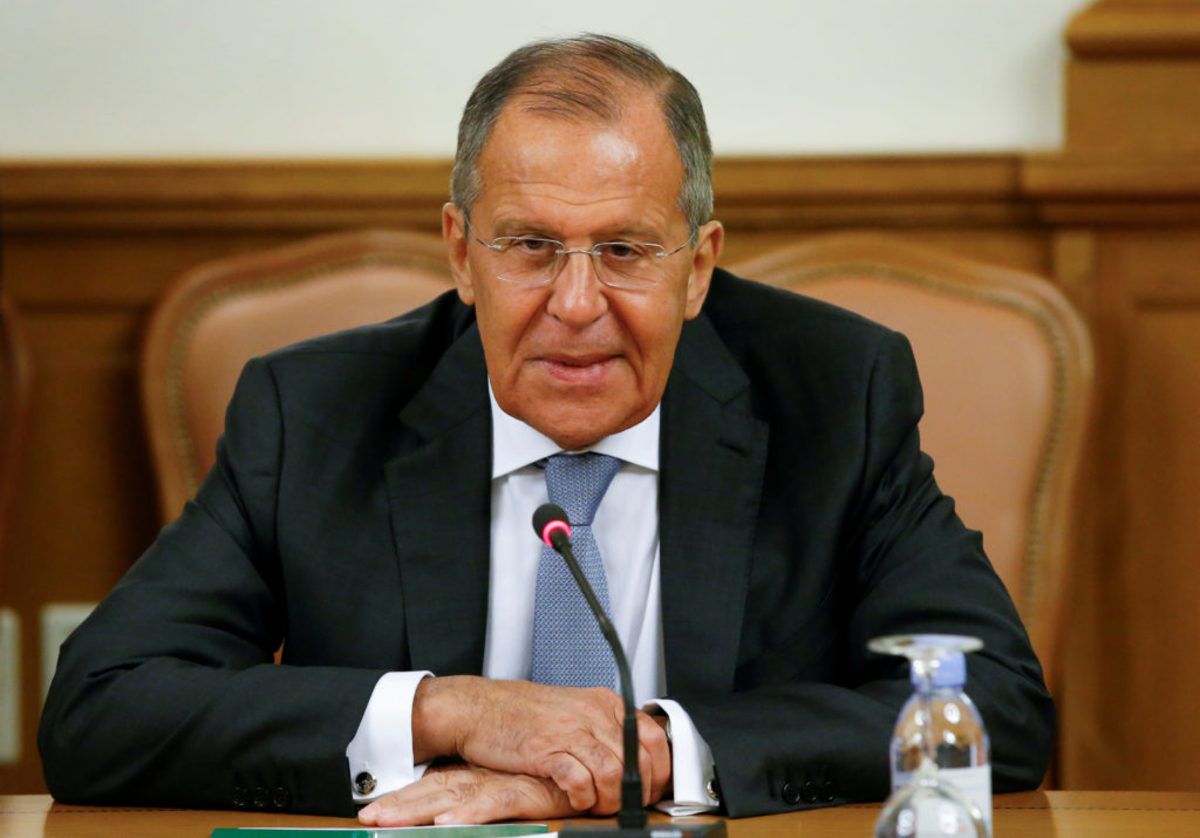 Λαβρόφ: Η Μόσχα θα συνεχίζει τους βομβαρδισμούς στην Ιντλίμπ αν χρειαστεί