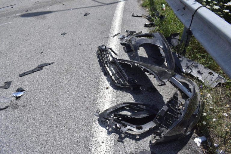 Κρήτη: Σε σοβαρή κατάσταση μοτοσικλετιστής μετά από τροχαίο στα Χανιά
