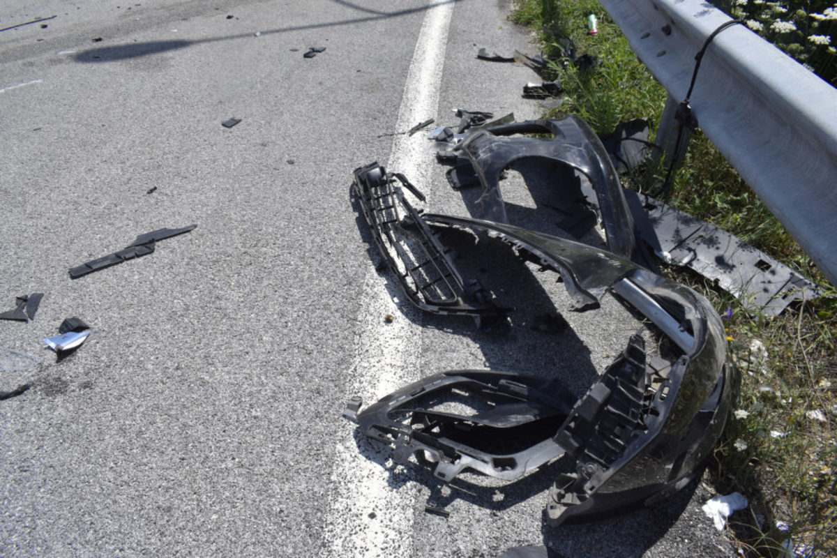 Ηράκλειο: Χτύπησε μοτοσικλετιστή με το αυτοκίνητο και τον εγκατέλειψε – Αναζητείται από τις αρχές