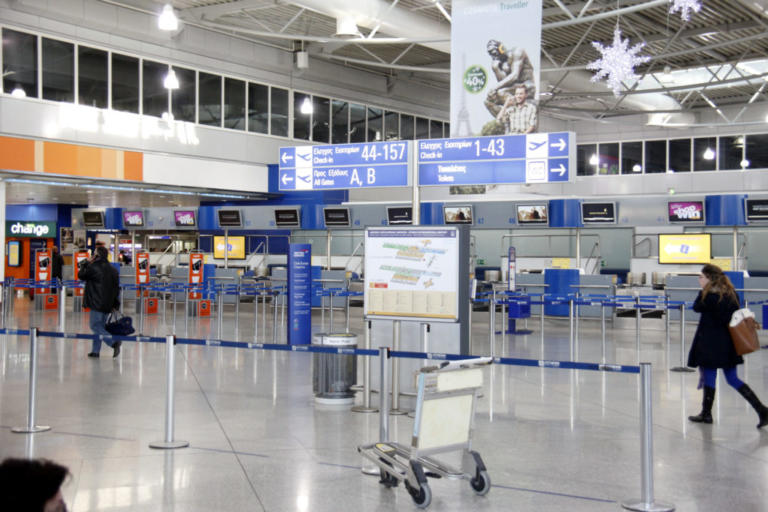 Τηλεφώνημα για βόμβες στο αεροδρόμιο “Ελευθέριος Βενιζέλος”