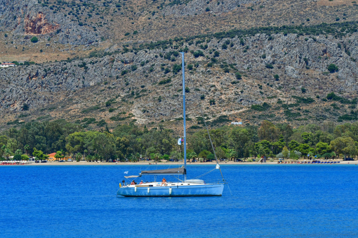 Καιρός: Λίγες καλοκαιρινές συννεφιές την Κυριακή – Αναλυτική πρόγνωση