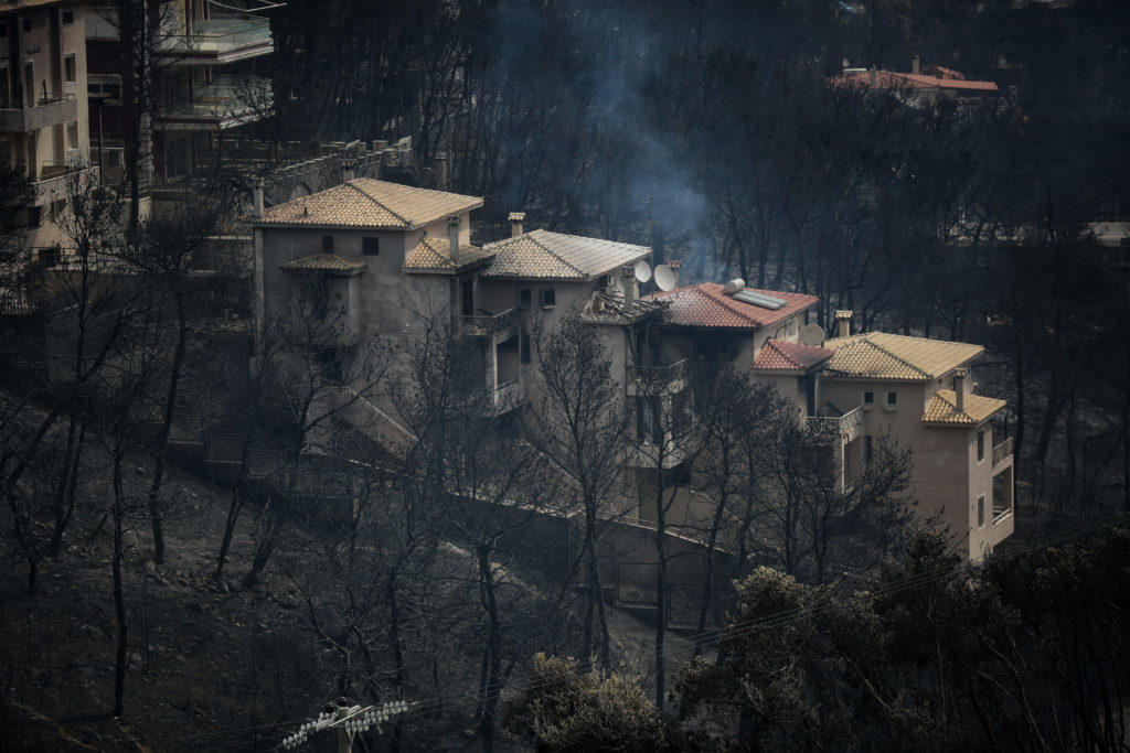 602 αιτήσεις για το επίδομα στους πυρόπληκτους την πρώτη μέρα