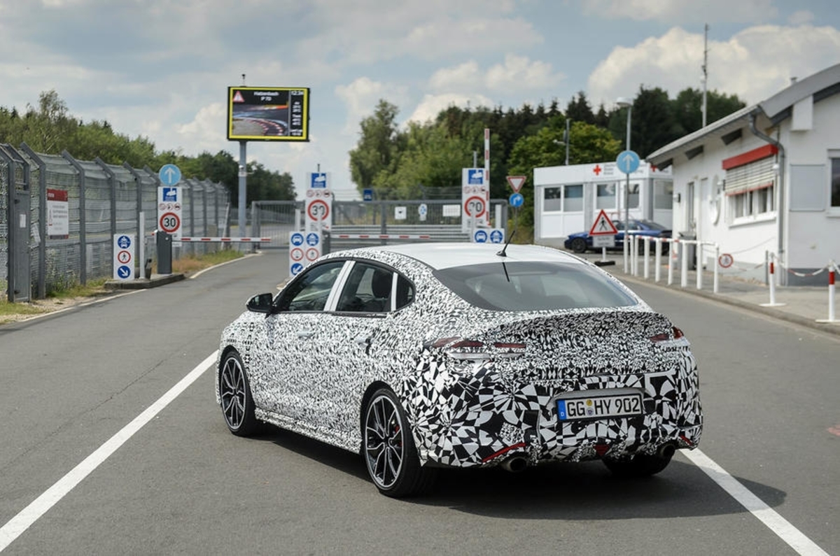 Στο τέλος του χρόνου η σπορ έκδοση του Hyundai i30 Fastback