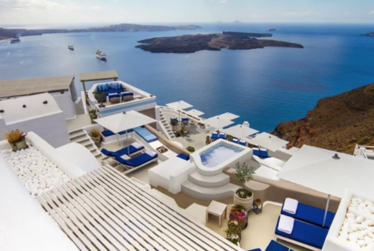 Iconic Santorini: Μία μοναδική επιλογή για ποιότητα στις διακοπές σας!